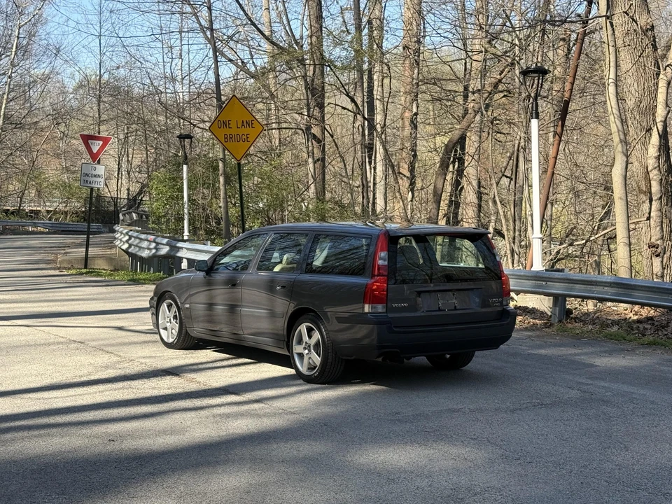 2004 Volvo V70 R 2nd Gen - Image 20 of 21