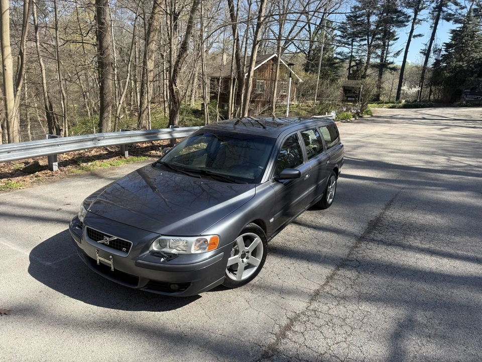 2004 Volvo V70 R 2nd Gen - Image 4 of 21