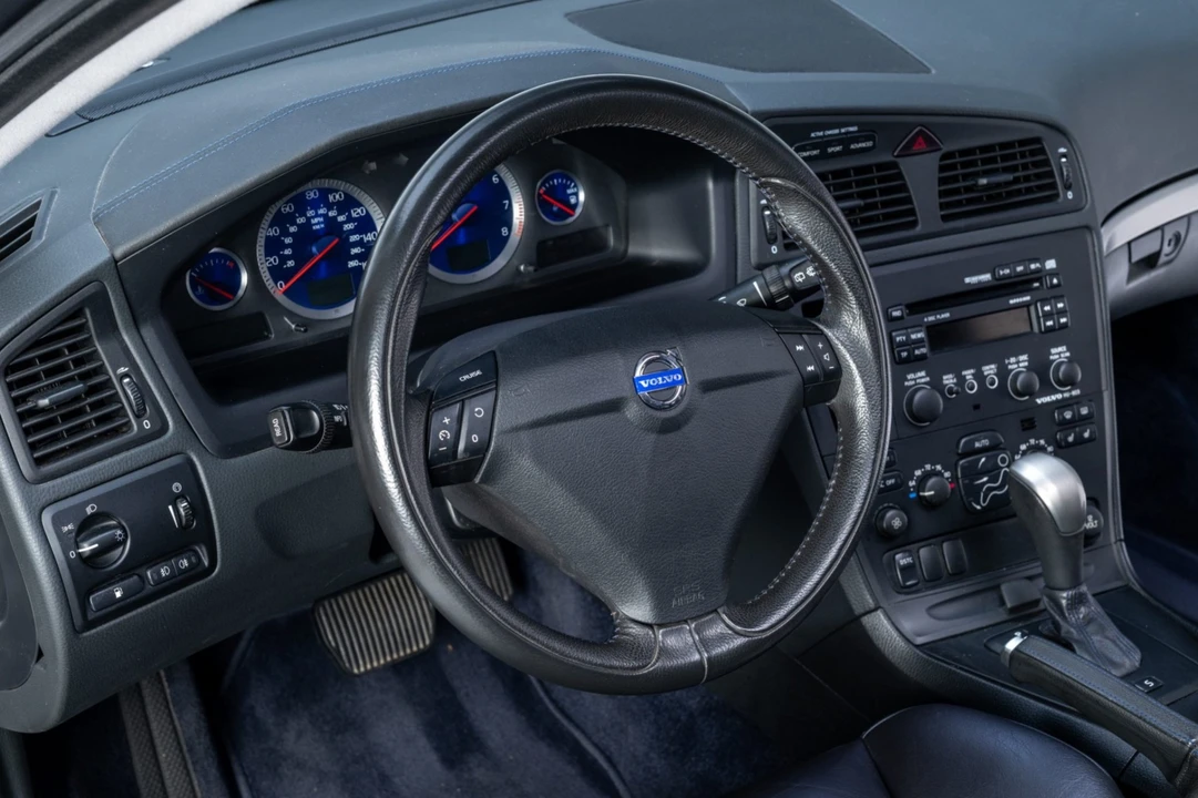 2004 Volvo V70 R 2nd Gen - Image 5 of 7