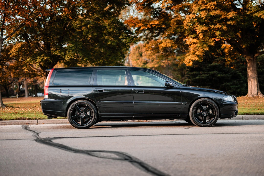 2004 Volvo V70 R 2nd Gen - Image 17 of 21