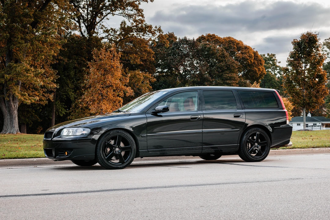 2004 Volvo V70 R 2nd Gen - Image 10 of 21