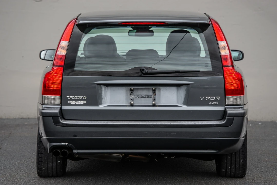 2004 Volvo V70 R 2nd Gen - Image 12 of 31