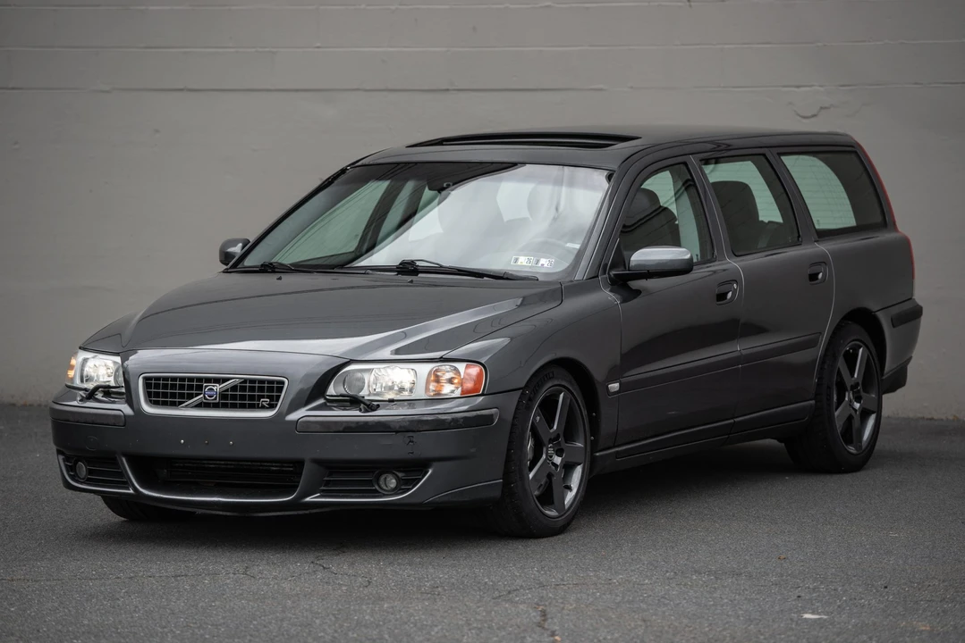 2004 Volvo V70 R 2nd Gen - Image 4 of 31
