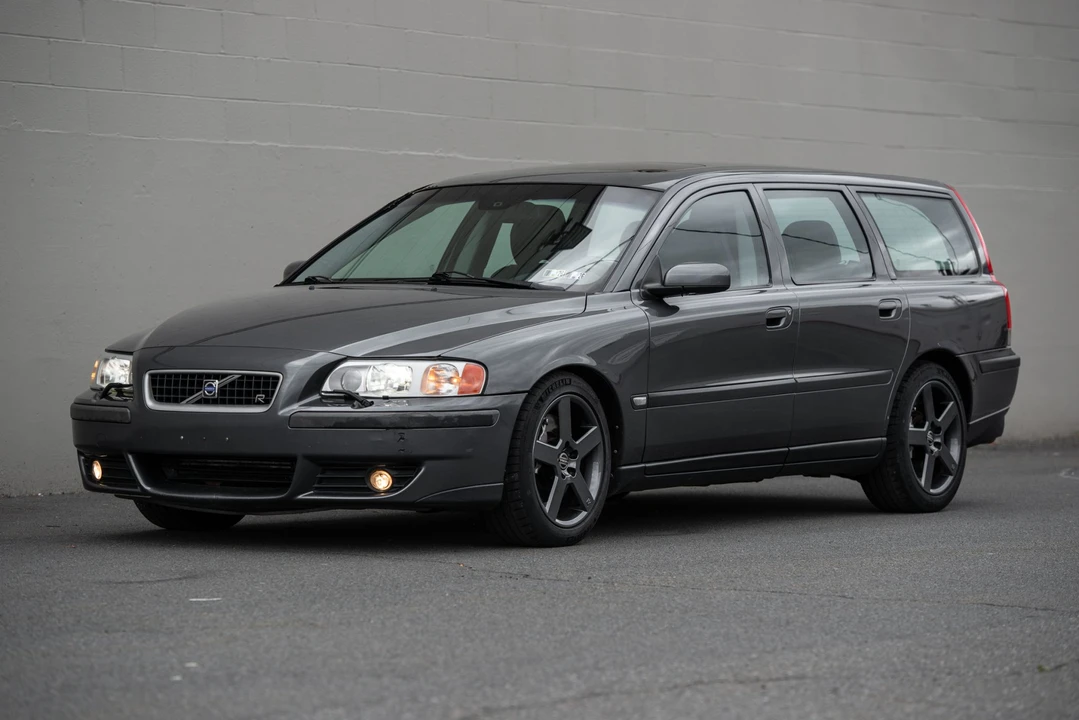 2004 Volvo V70 R 2nd Gen - Image 3 of 31