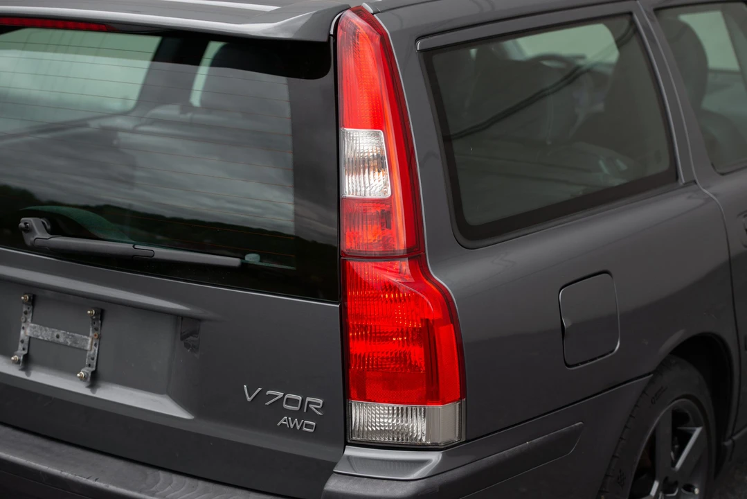2004 Volvo V70 R 2nd Gen - Image 25 of 31