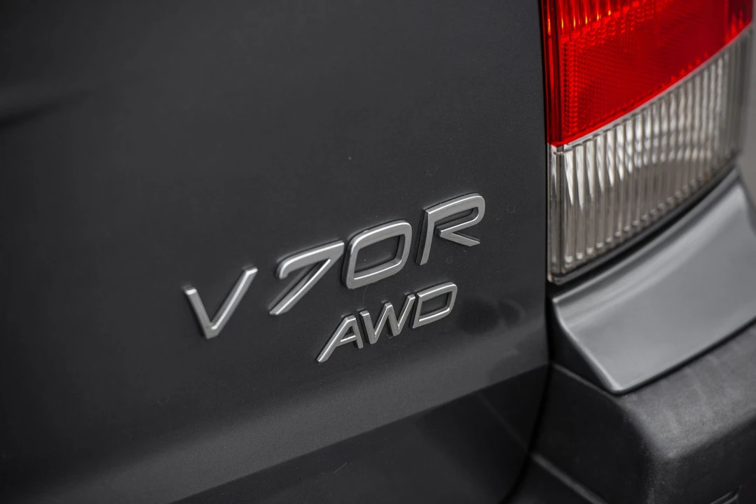 2004 Volvo V70 R 2nd Gen - Image 22 of 31