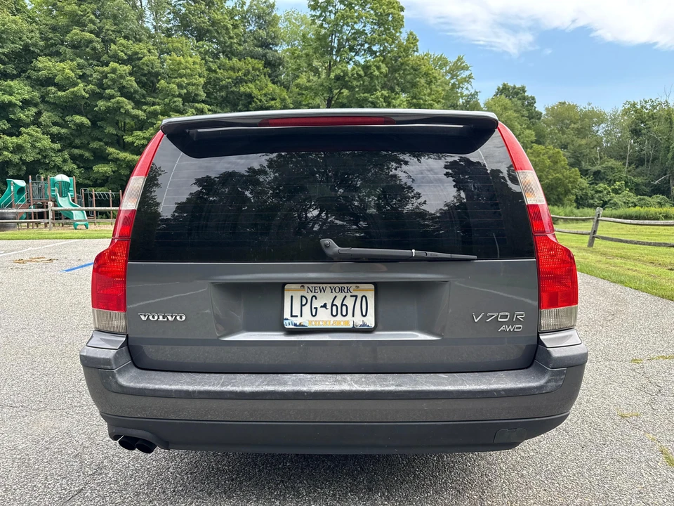 2004 Volvo V70 R 2nd Gen - Image 12 of 31