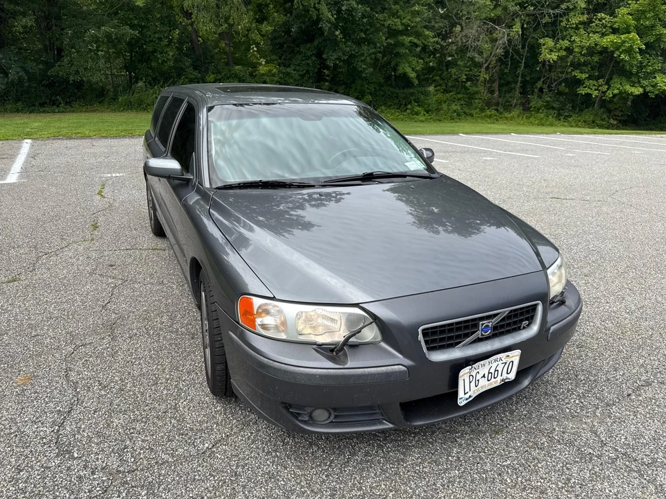 2004 Volvo V70 R 2nd Gen - Image 17 of 31