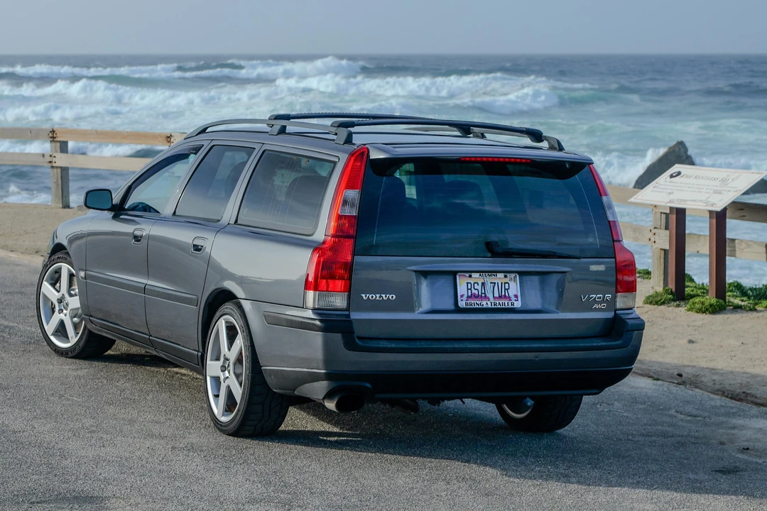2004 Volvo V70 R 2nd Gen - Image 14 of 31