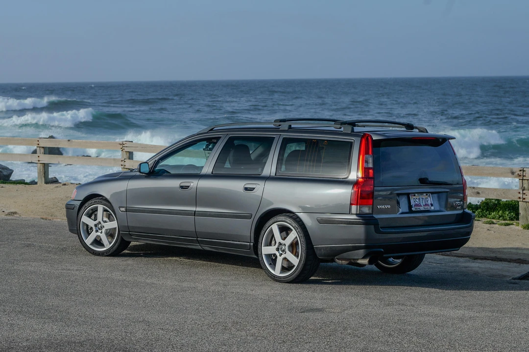 2004 Volvo V70 R 2nd Gen - Image 13 of 31