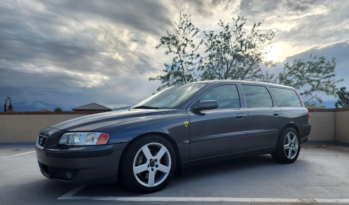 2004 Volvo V70 R 2nd Gen - Image 11 of 31