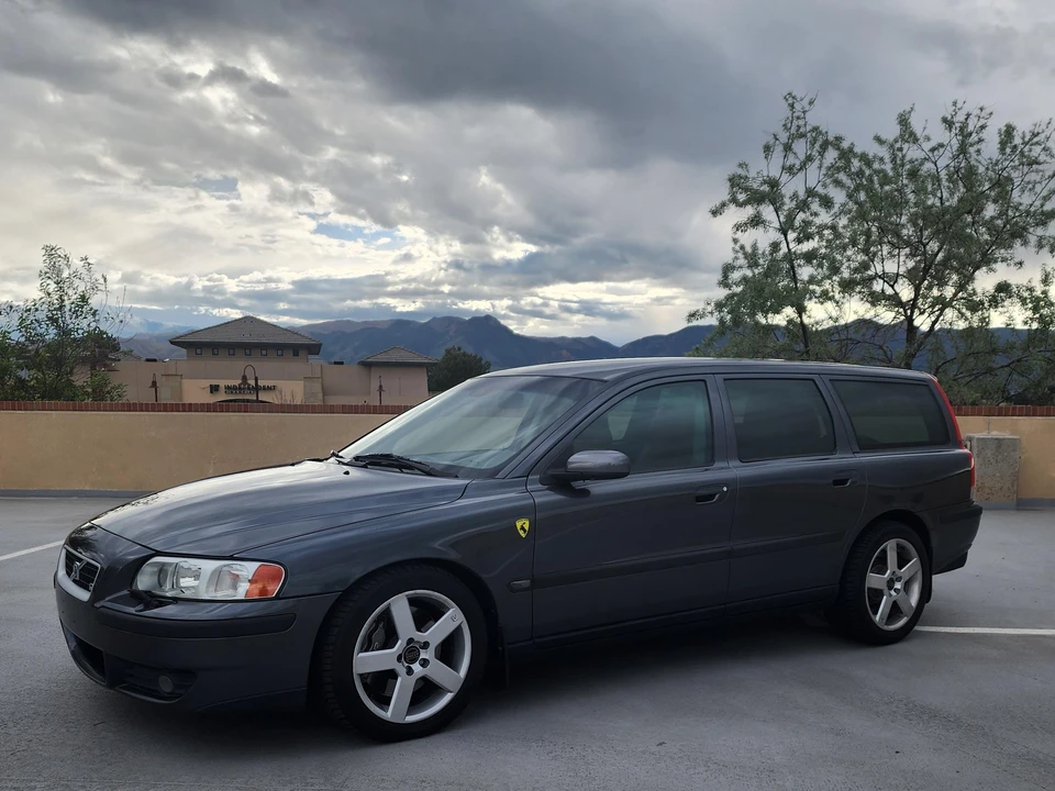2004 Volvo V70 R 2nd Gen - Image 12 of 31
