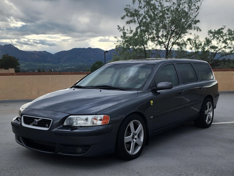 2004 Volvo V70 R 2nd Gen - Image 9 of 31