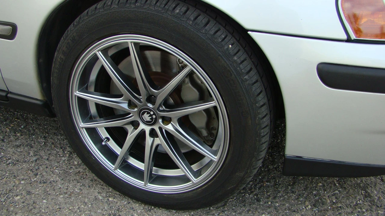 2004 Volvo V70 R 2nd Gen - Image 22 of 31