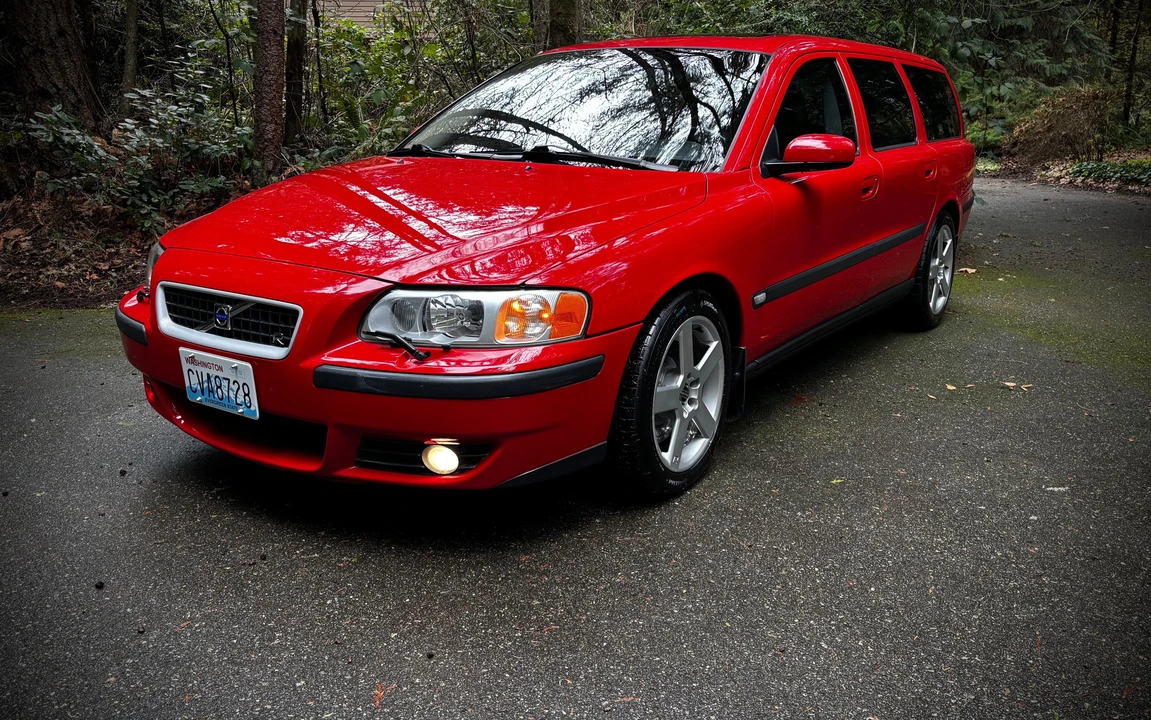 2004 Volvo V70 R 2nd Gen - Image 9 of 31