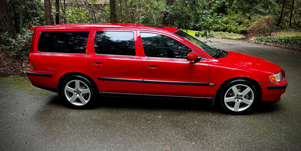 2004 Volvo V70 R 2nd Gen - Image 24 of 31