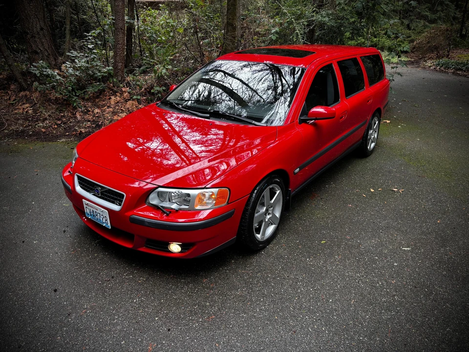 2004 Volvo V70 R 2nd Gen - Image 10 of 31