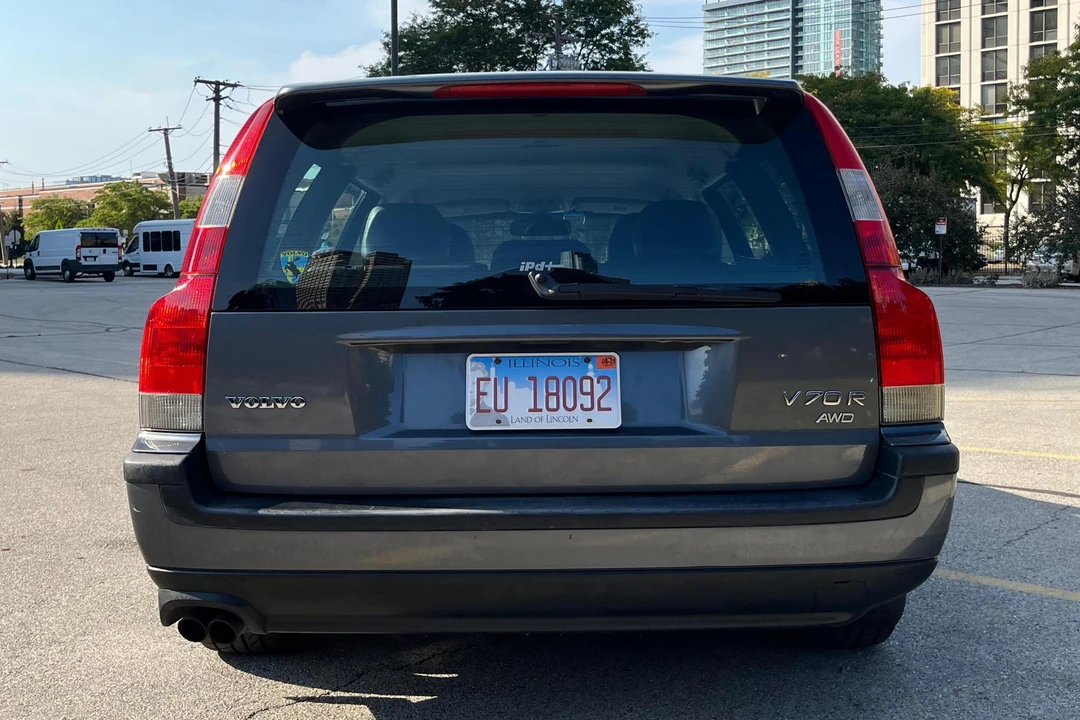 2004 Volvo V70 R 2nd Gen - Image 5 of 31