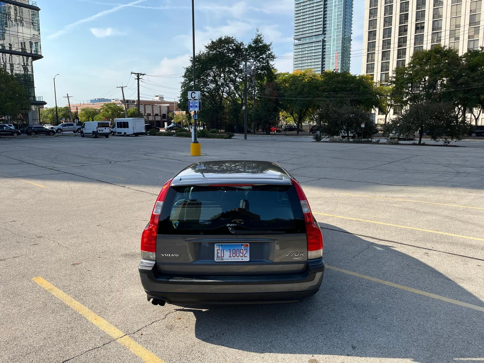 2004 Volvo V70 R 2nd Gen - Image 12 of 31