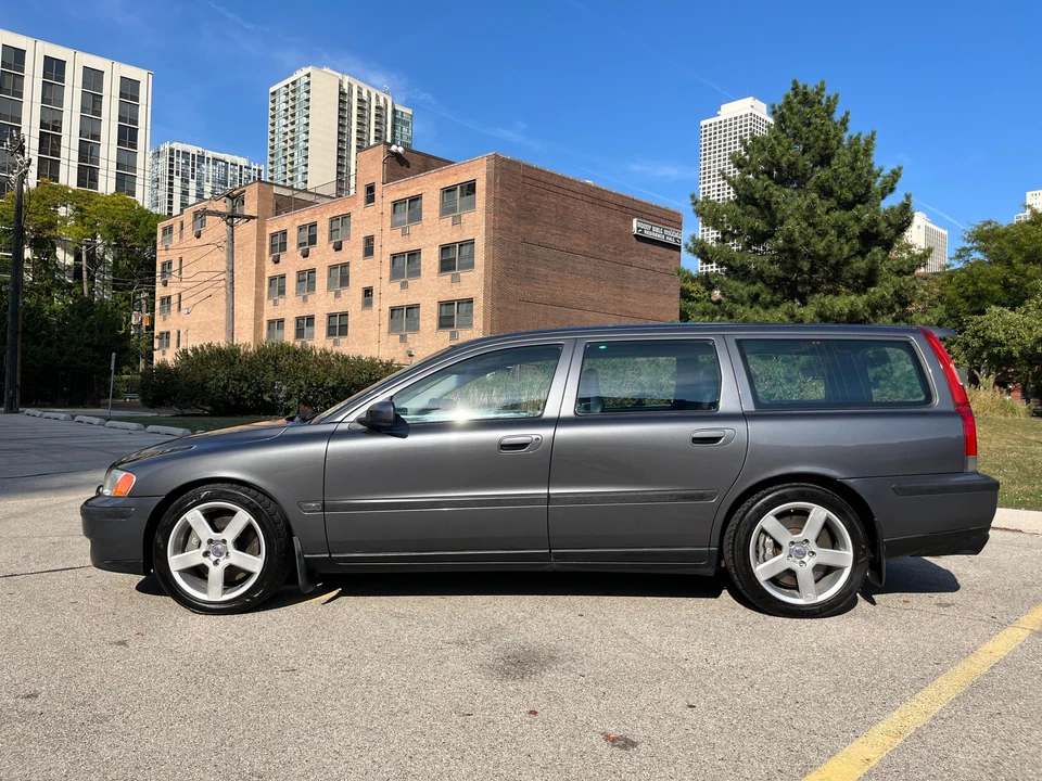 2004 Volvo V70 R 2nd Gen - Image 10 of 31