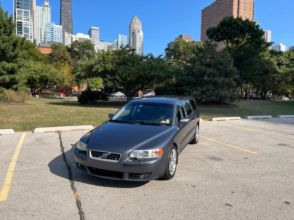 2004 Volvo V70 R 2nd Gen - Image 8 of 31