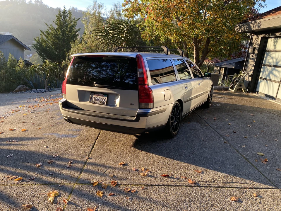 2004 Volvo V70 R 2nd Gen - Image 12 of 31