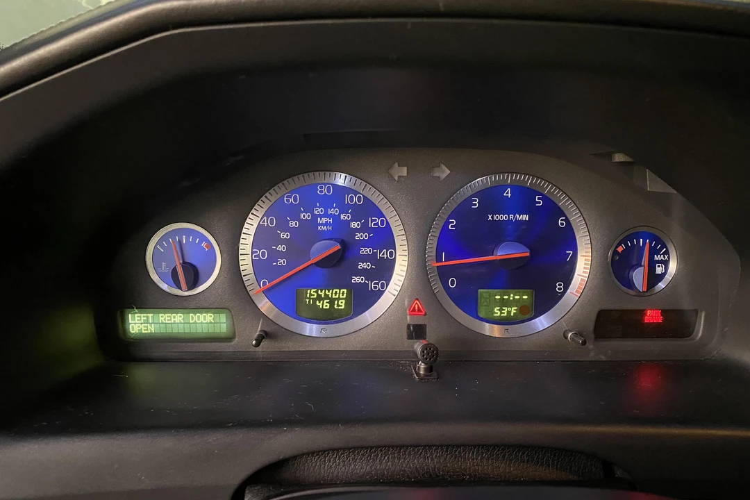 2004 Volvo V70 R 2nd Gen - Image 30 of 31