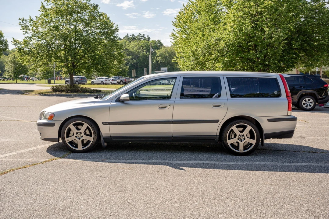 2004 Volvo V70 R 2nd Gen - Image 12 of 31