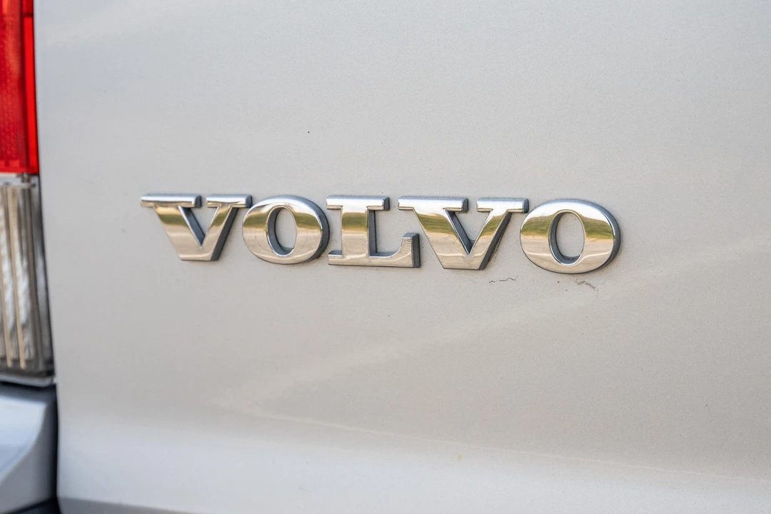 2004 Volvo V70 R 2nd Gen - Image 23 of 31