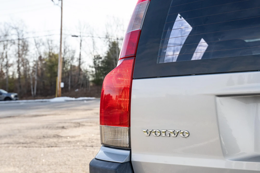 2004 Volvo V70 R 2nd Gen - Image 22 of 31