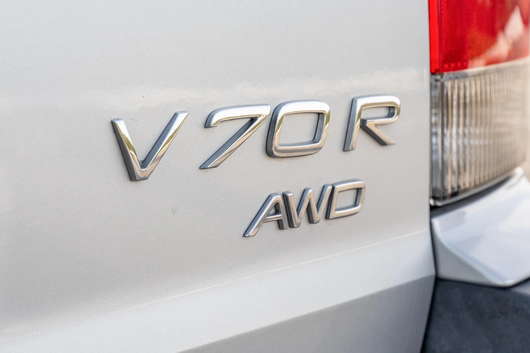 2004 Volvo V70 R 2nd Gen - Image 24 of 31