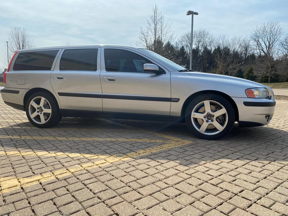 2004 Volvo V70 R 2nd Gen - Image 21 of 31