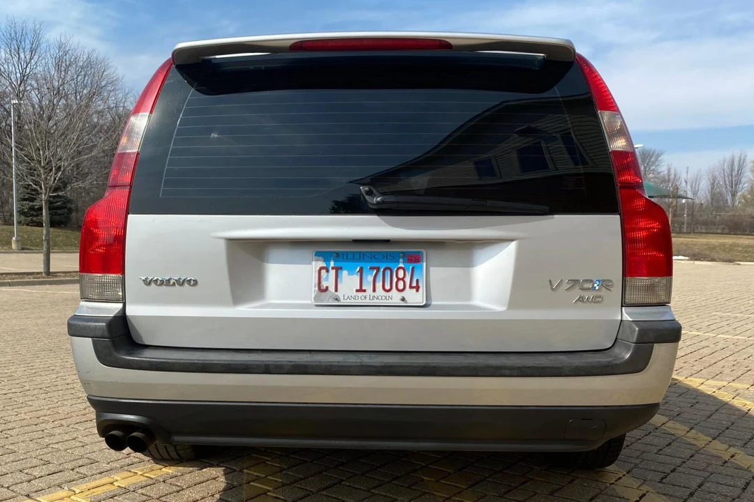 2004 Volvo V70 R 2nd Gen - Image 5 of 31
