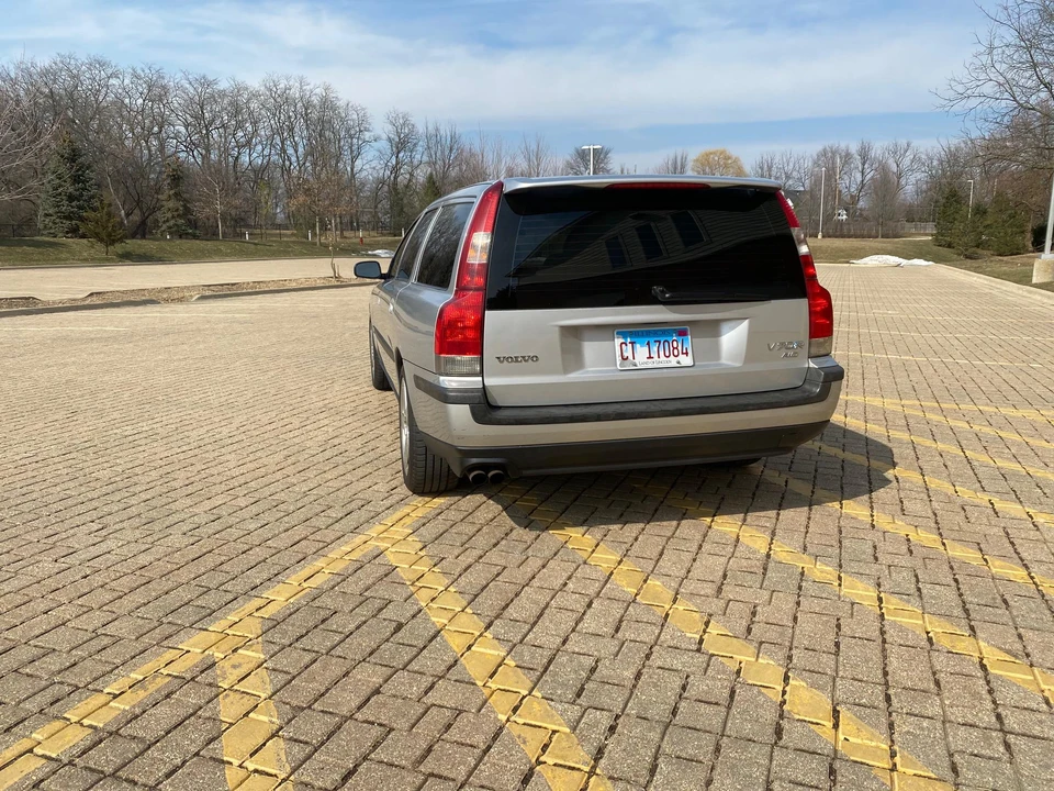 2004 Volvo V70 R 2nd Gen - Image 14 of 31