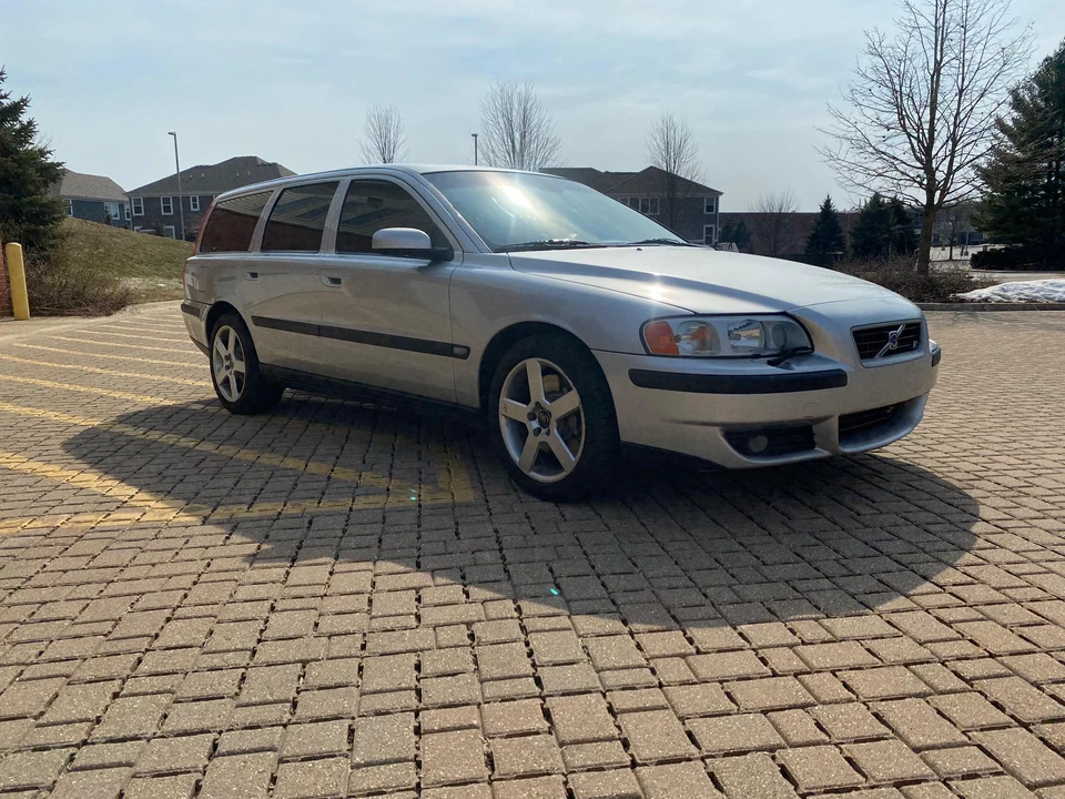2004 Volvo V70 R 2nd Gen - Image 25 of 31