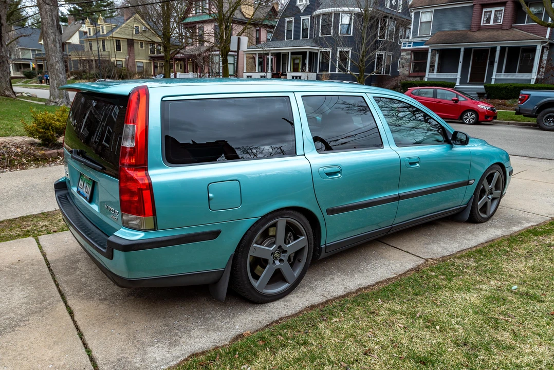 2004 Volvo V70 R 2nd Gen - Image 7 of 31