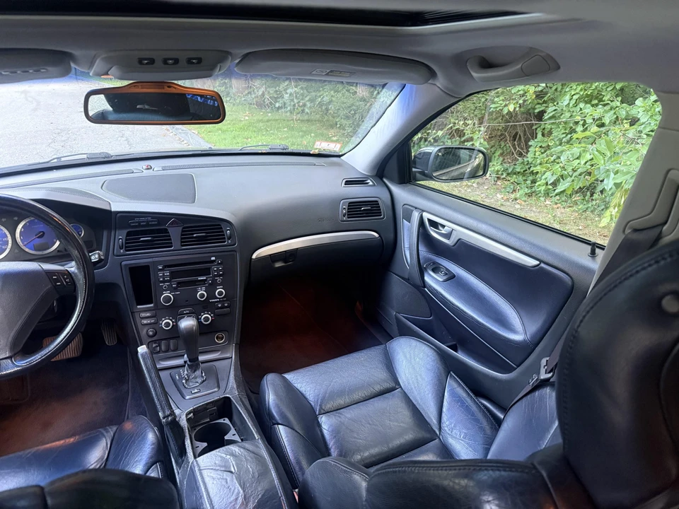 2004 Volvo V70 R 2nd Gen - Image 30 of 31