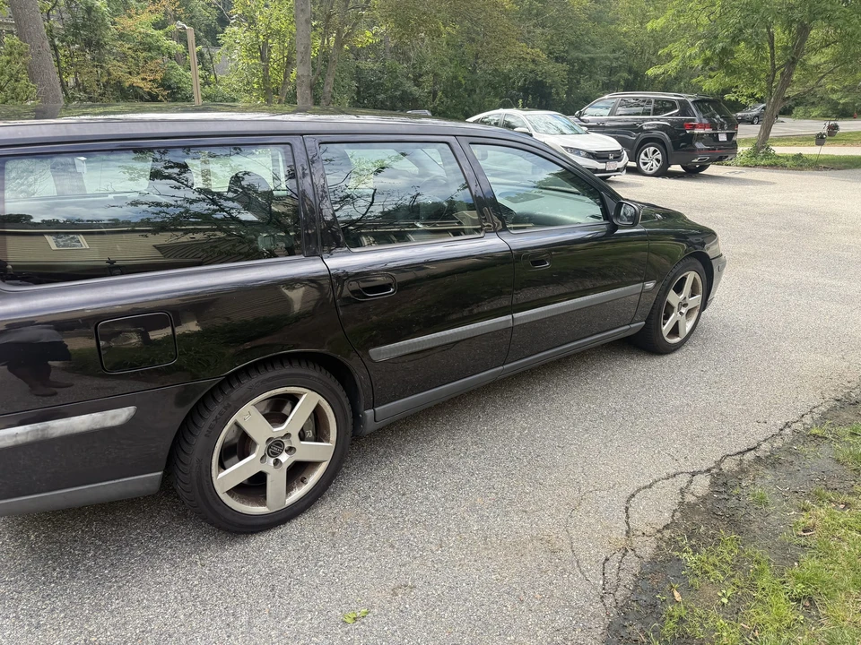 2004 Volvo V70 R 2nd Gen - Image 7 of 31