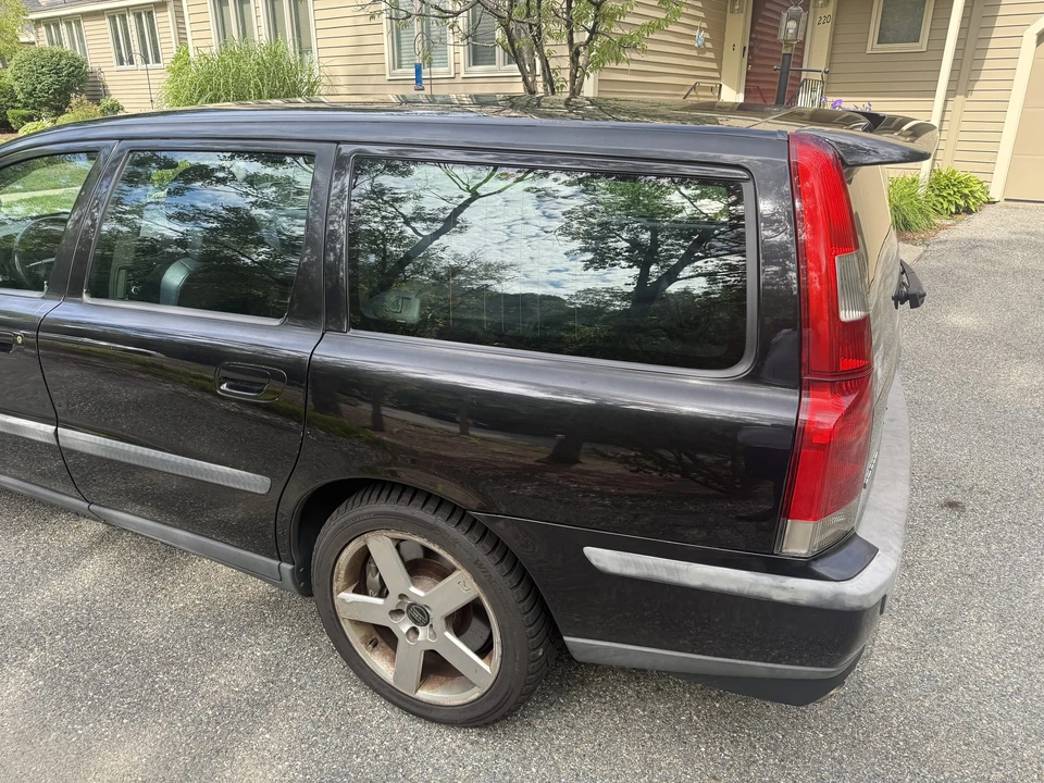 2004 Volvo V70 R 2nd Gen - Image 11 of 31