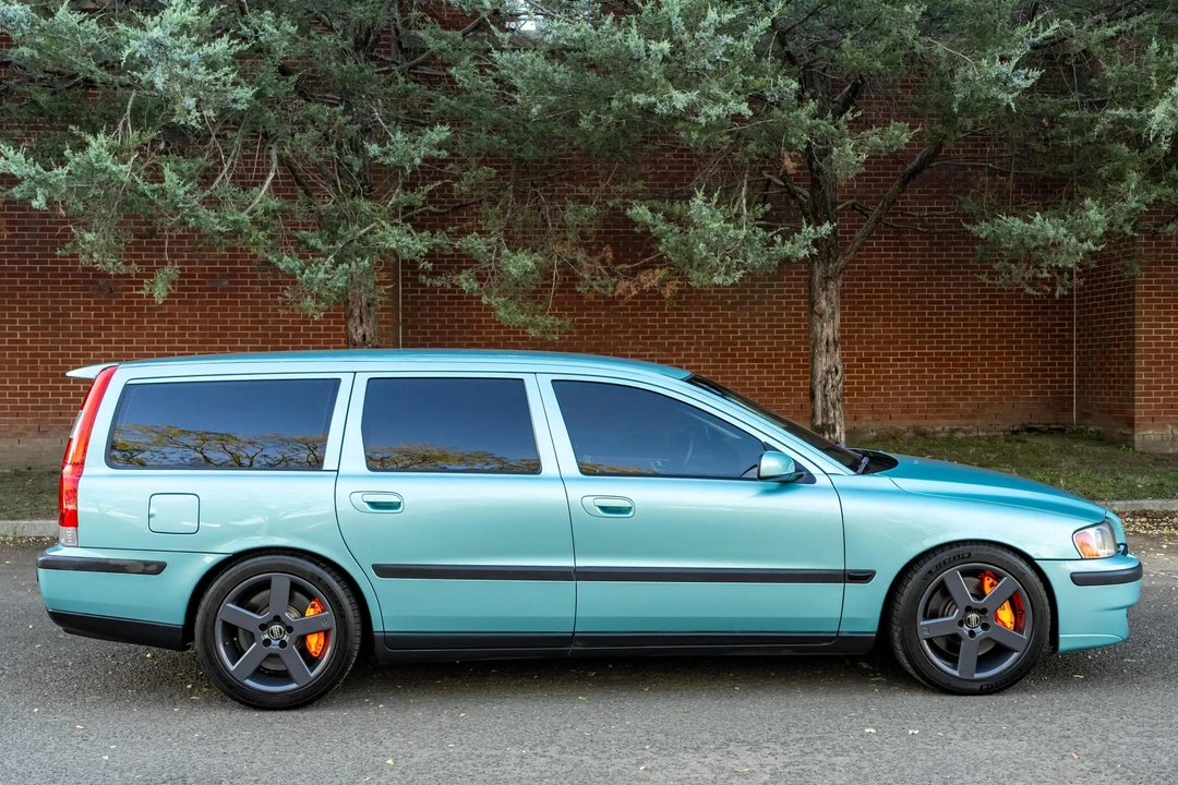 2004 Volvo V70 R 2nd Gen - Image 3 of 31
