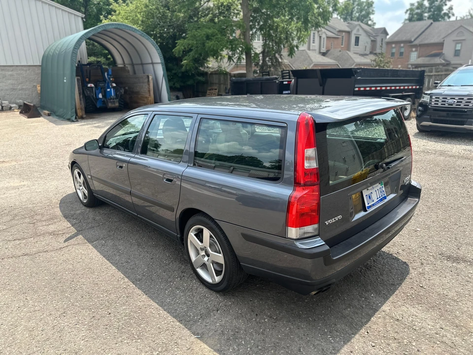 2004 Volvo V70 R 2nd Gen - Image 9 of 31