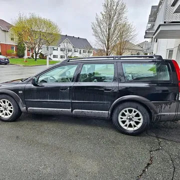 2004 Volvo XC70 Cross Country