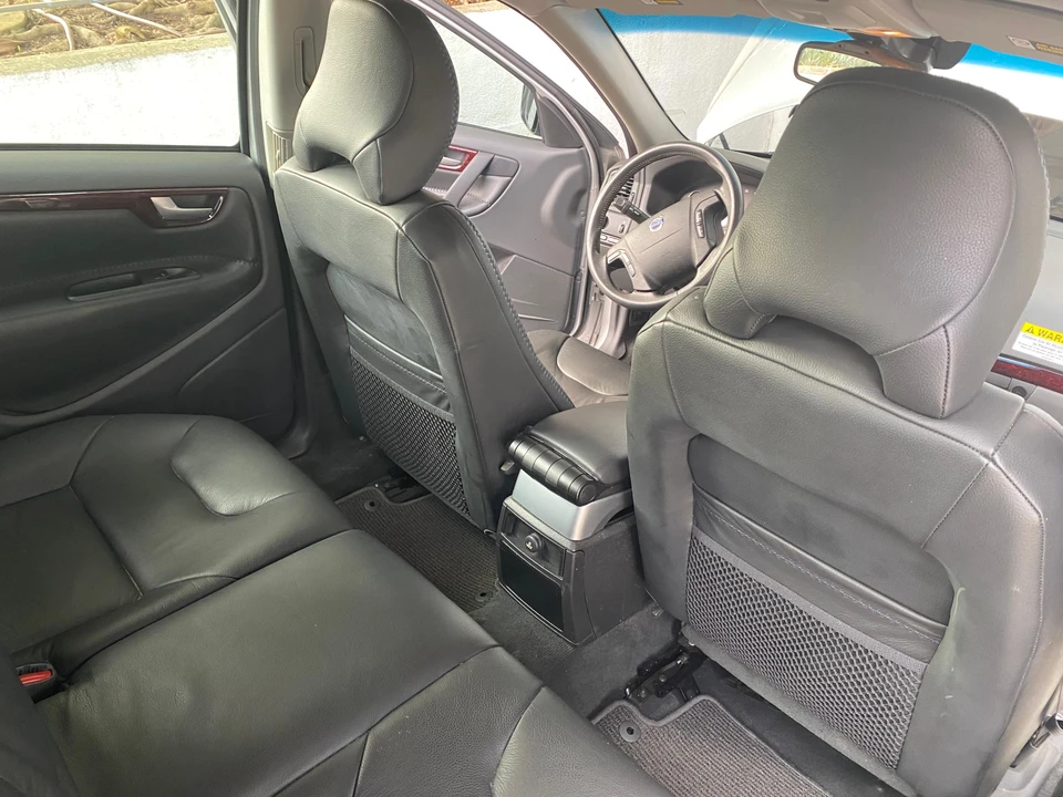 2004 Volvo V70 XC/XC70 2nd Gen - Image 30 of 31