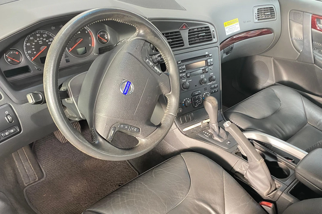 2004 Volvo V70 XC/XC70 2nd Gen - Image 22 of 31