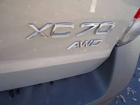 2004 Volvo V70 XC/XC70 2nd Gen - Image 8 of 12