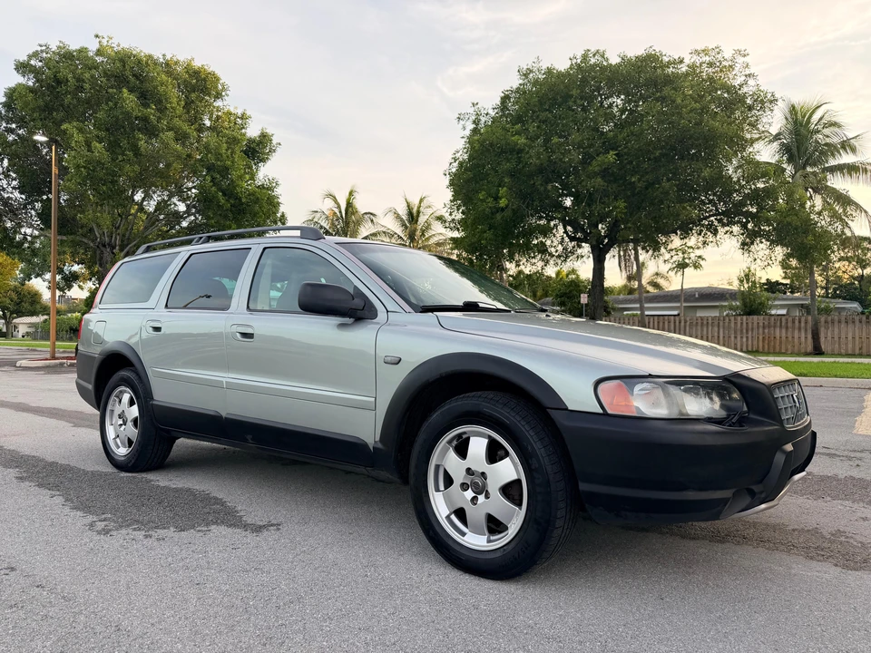 2004 Volvo V70 XC/XC70 2nd Gen - Image 22 of 31