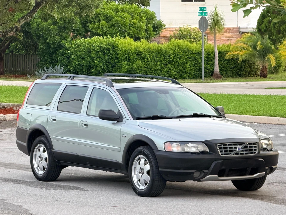 2004 Volvo V70 XC/XC70 2nd Gen - Image 24 of 31