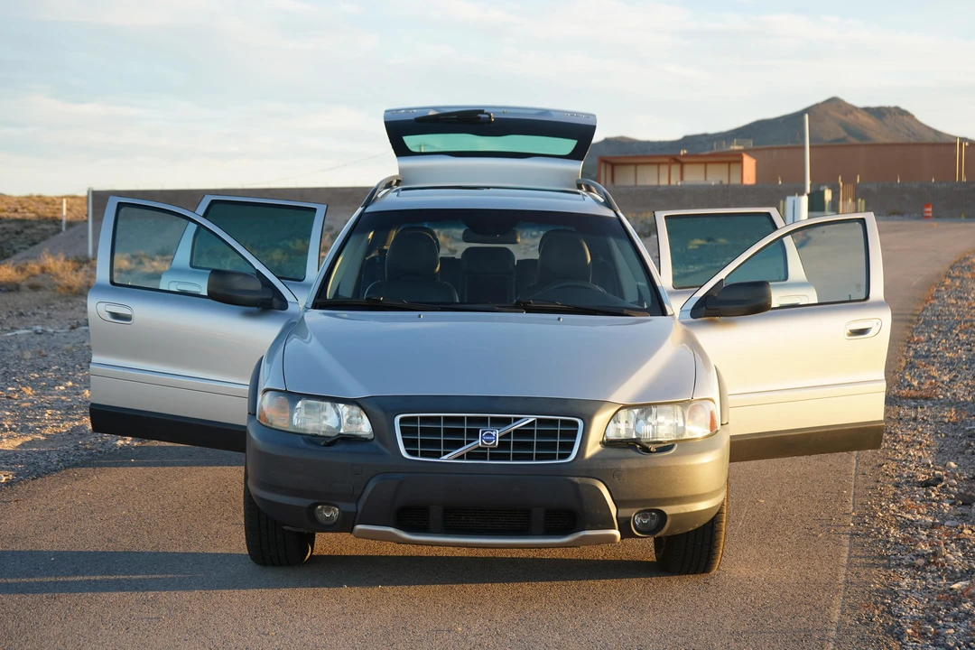 2004 Volvo V70 XC/XC70 2nd Gen - Image 22 of 31