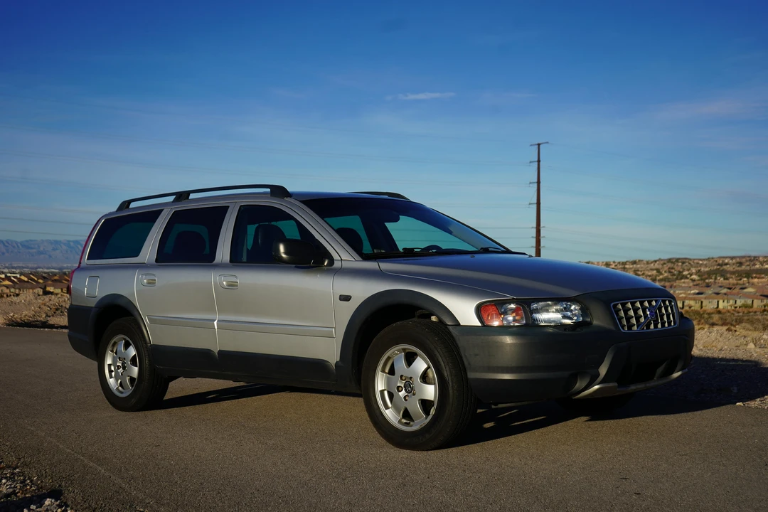 2004 Volvo V70 XC/XC70 2nd Gen - Image 19 of 31