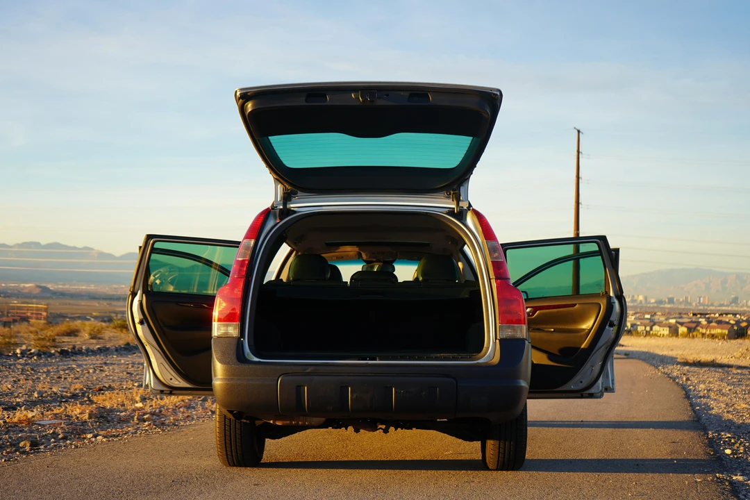 2004 Volvo V70 XC/XC70 2nd Gen - Image 28 of 31